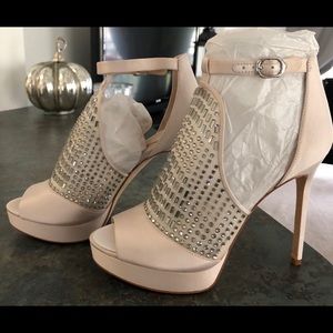 Imagine by Vince Camuto- Keir Heels